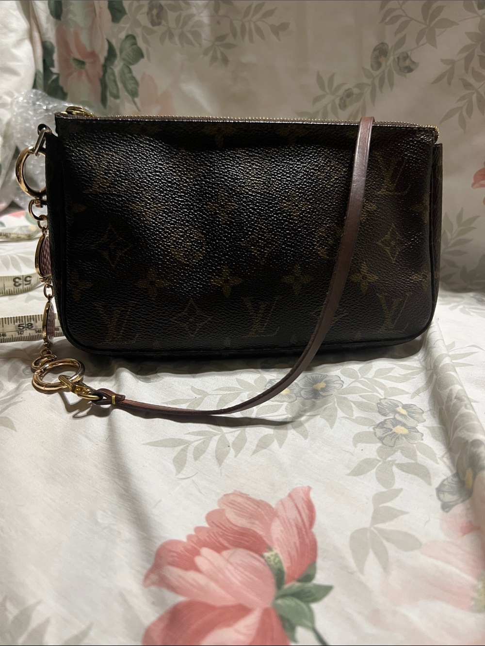 Louis Vuitton Pochette